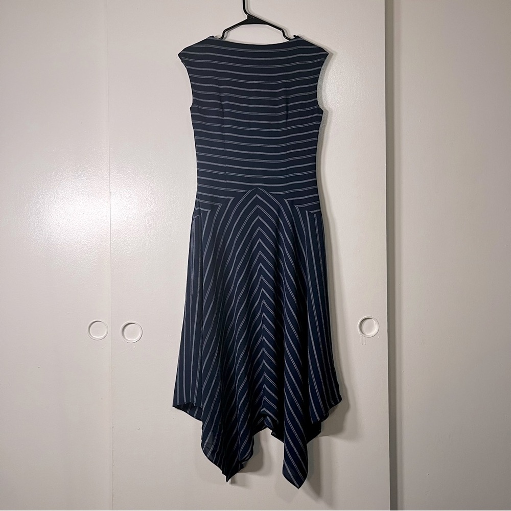Maggy London Women’s Blue White Striped Midi Dress V-Neckline Size 8 - Picture 4 of 14